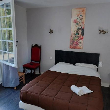 L'Auberge De La Foret Mervent Bagian luar foto